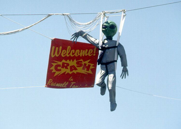 Six Days in Roswell
